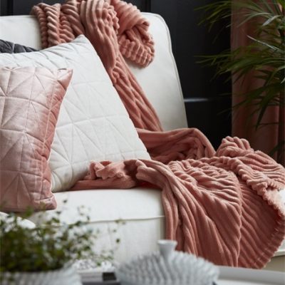 samettityyny torkkupeitto