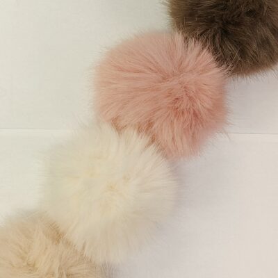 tupsu iso ja näyttävä